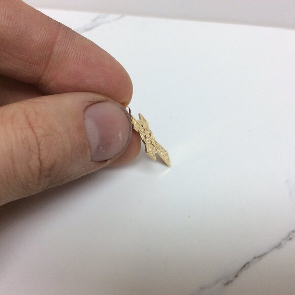 14k Solid Yellow real Gold Celtic Cross 1.60 Grams Religious Charm 1 1/4 Inches - Picture 7 of 8